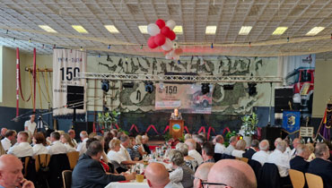 Blick in die Festhalle beim Festkommersabend